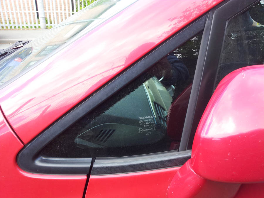 Honda FRV I-VTEC SE quarter-window-glass-passenger-side-front